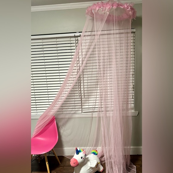 Pretty in pink tulle feather canopy for girls room - Picture 4 of 4